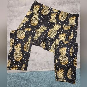 CVG pineapple cropped legging